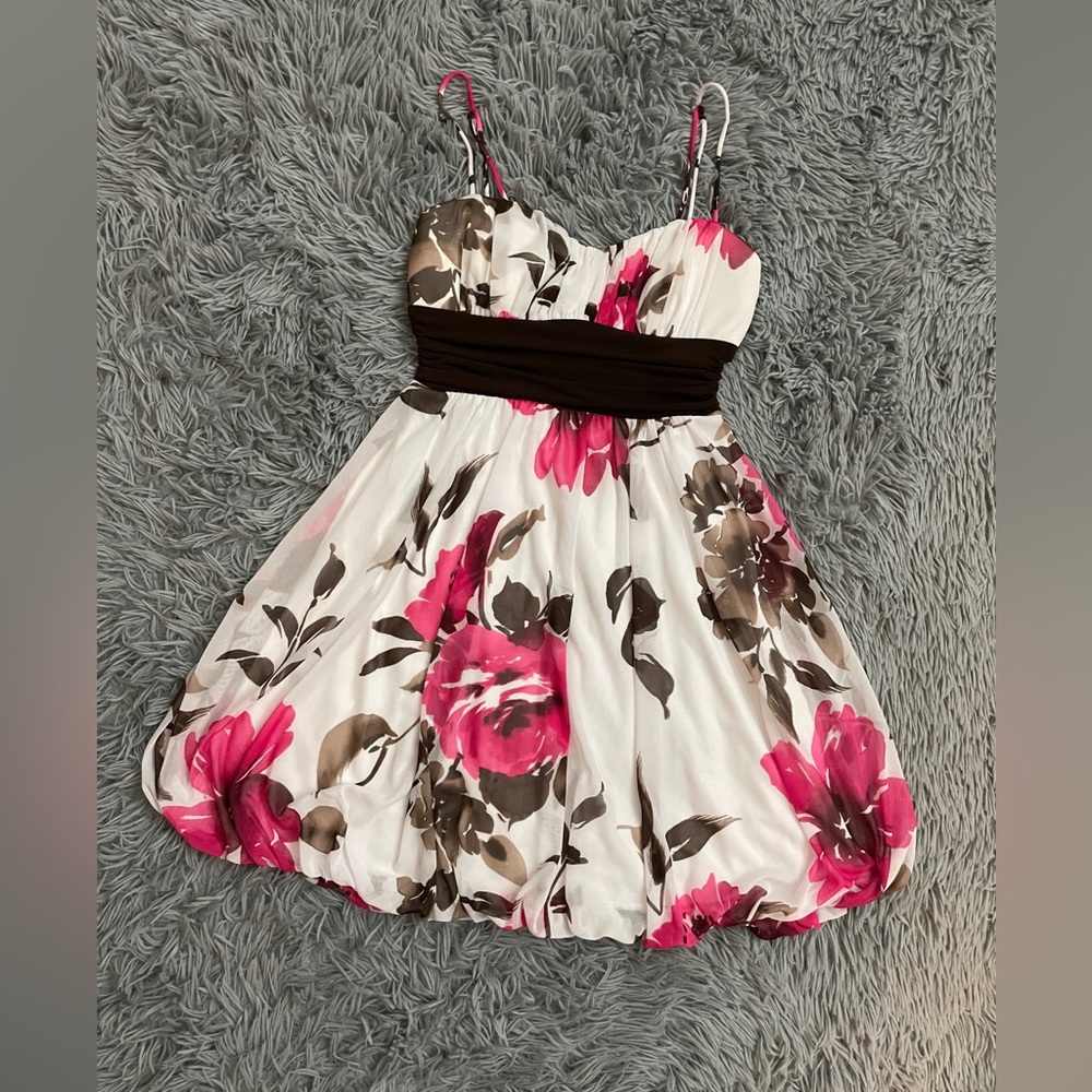 Speechless Womens Floral Print Mini Dress with adjustable spaghetti straps